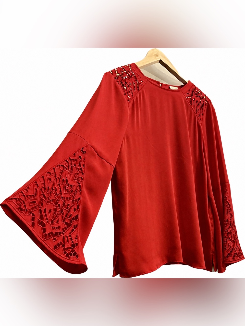 Chico’s Size 1 Red Bell Sleeve Blouse Detail Boho Holiday Statement Top
